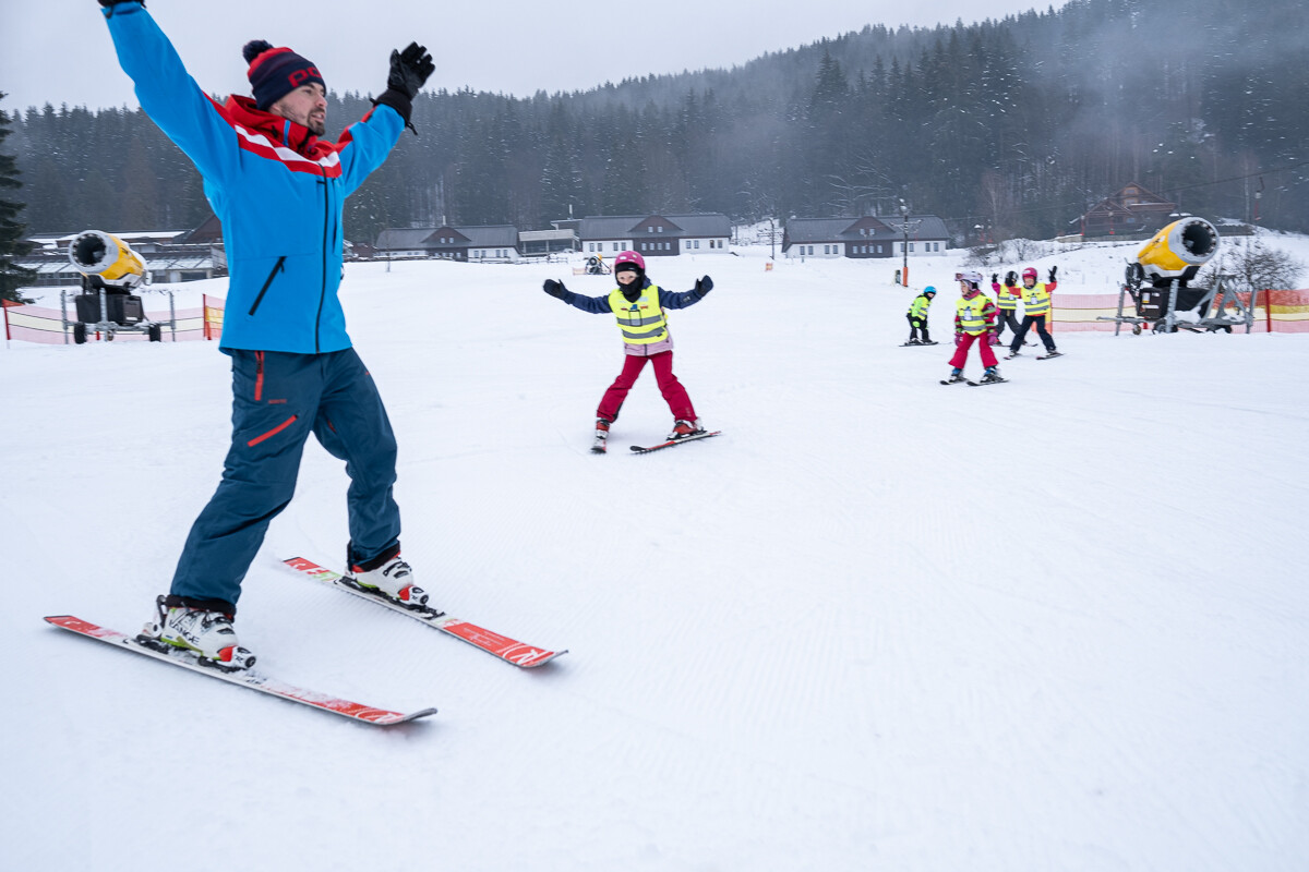 Ski areál Razula rozšiřuje provoz, od neděle jede i část sjezdovky Razula a půjčovna